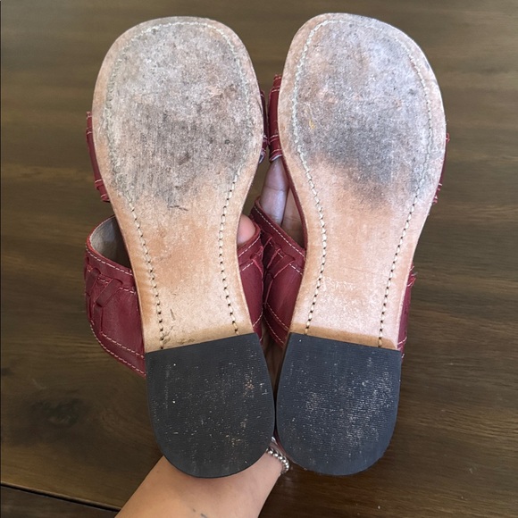 Freebird Sage Sandals Red Size 9 - Picture 10 of 14